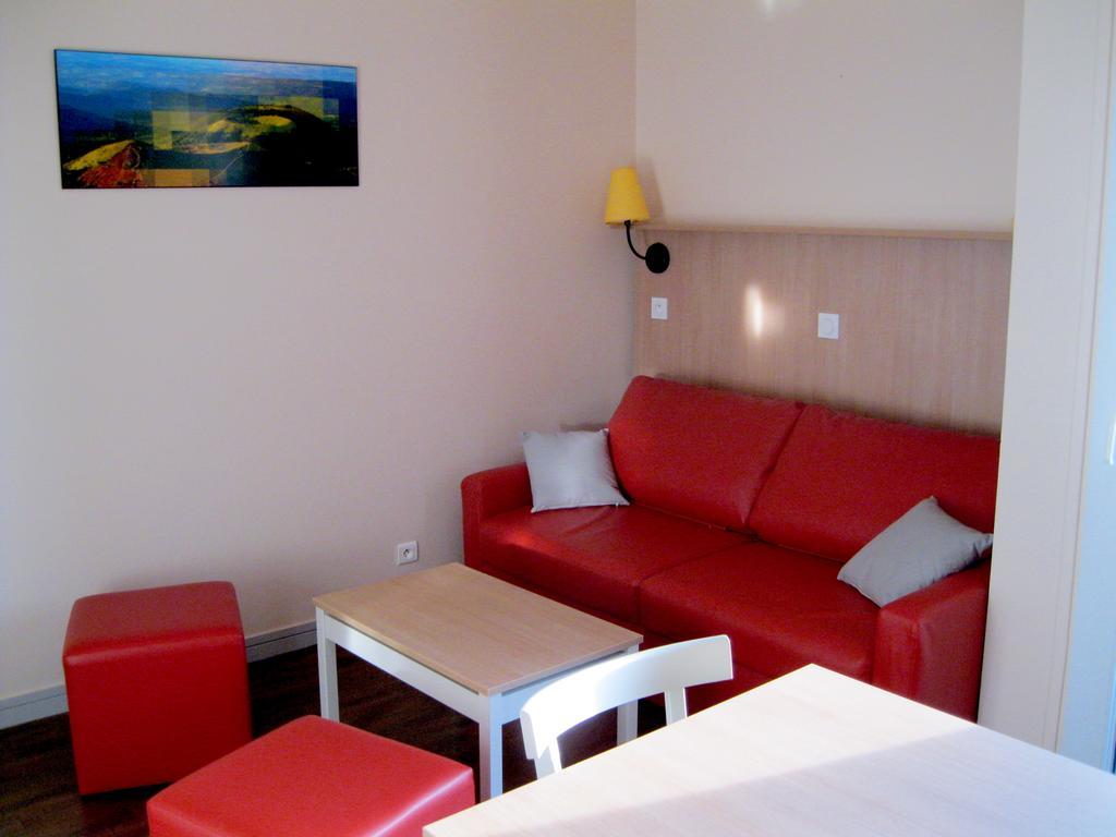 Vvf Super-Besse Auvergne Sancy Habitación foto